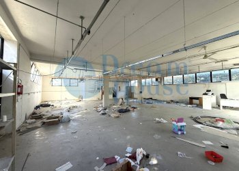 Foto 1 - Capannone Via Magenta, Martinsicuro - foto 1