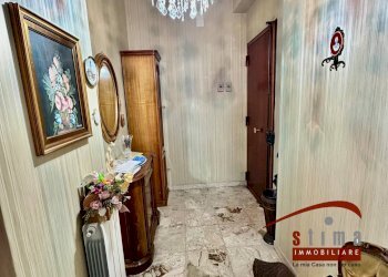 Foto 5 - Trilocale via Armando Diaz
 
37, Siracusa - foto 1