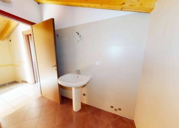 Foto 23 - Trilocale VIA MONTE NEVOSO, Tradate - foto 23