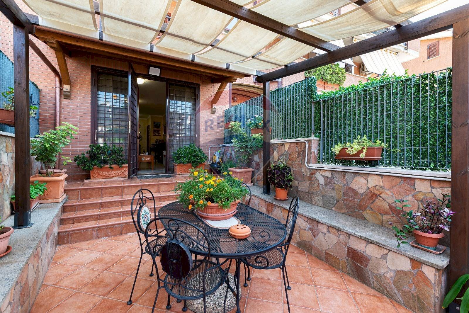 Terrazza - Quadrilocale Via Santa Chiara
 
15, Monterotondo - foto 1