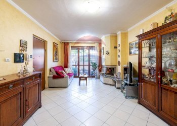 Soggiorno - Quadrilocale Via Santa Chiara
 
15, Monterotondo - foto 3