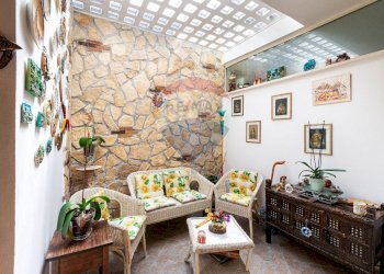 Soggiorno - Quadrilocale Via Santa Chiara
 
15, Monterotondo - foto 8