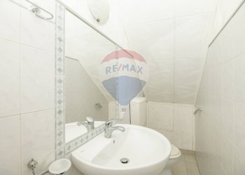 Bagno - Casa semi indipendente via crocellà
 
109, Caltagirone - foto 8