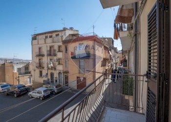 Balcone - Casa semi indipendente via crocellà
 
109, Caltagirone - foto 10