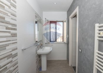 Bagno - Casa semi indipendente via crocellà
 
109, Caltagirone - foto 16