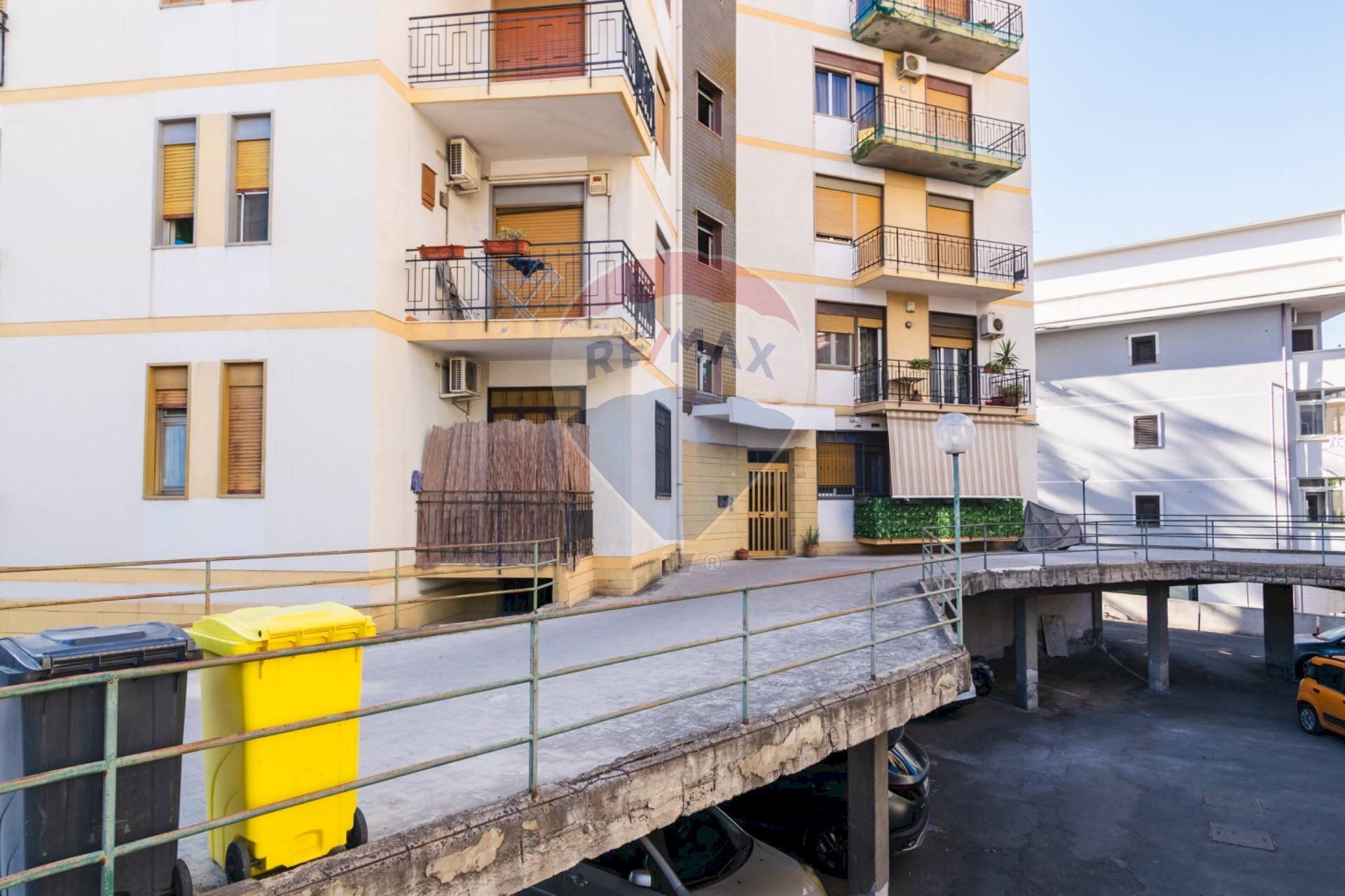 Edificio all\'aperto - Four-room apartment Via Madonna di Fatima
 
26, Gravina di Catania - photo 3