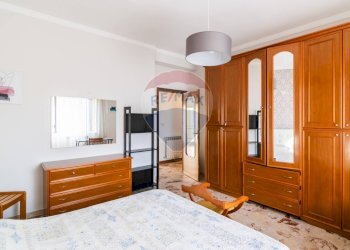 Camera / camera da letto - Quadrilocale Via Madonna di Fatima
 
26, Gravina di Catania - foto 25