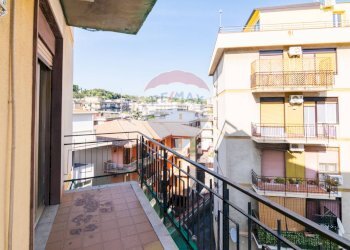 Balcone - Quadrilocale Via Madonna di Fatima
 
26, Gravina di Catania - foto 32