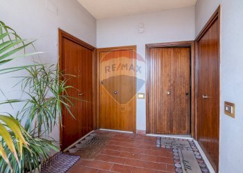 Hall / corridoio - Villa Bifamiliare via passo gravina
 
253, Catania - foto 2