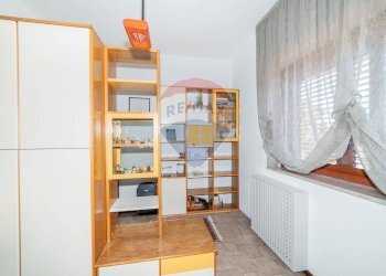 Camera / camera da letto - Villa Bifamiliare via passo gravina
 
253, Catania - foto 8