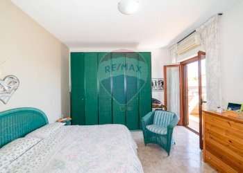 Camera / camera da letto - Villa Bifamiliare via passo gravina
 
253, Catania - foto 11