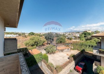 Balcone - Villa Bifamiliare via passo gravina
 
253, Catania - foto 15