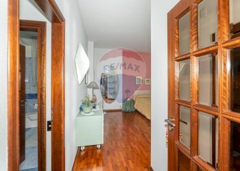 Hall / corridoio - Villa Bifamiliare via passo gravina
 
253, Catania - foto 20