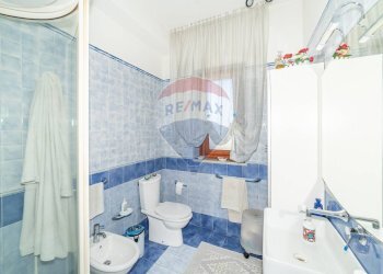Bagno - Villa Bifamiliare via passo gravina
 
253, Catania - foto 24