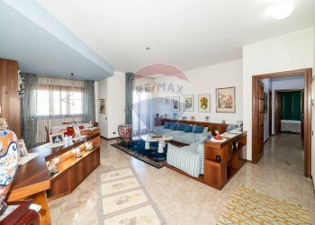 Soggiorno - Villa Bifamiliare via passo gravina
 
253, Catania - foto 36