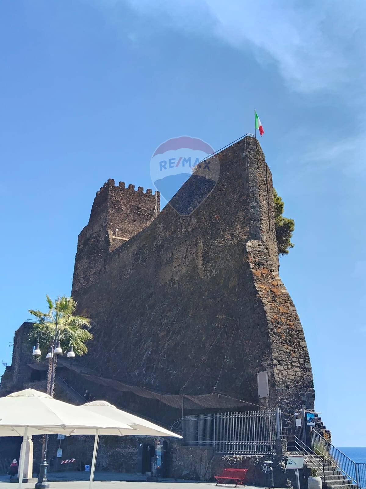 Vista delle montagne - Casa indipendente Vico Anfora
4/5, Aci Castello - foto 2