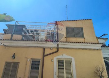 Casa all\'aperto - Casa indipendente Vico Anfora
 
4/5, Aci Castello - foto 3