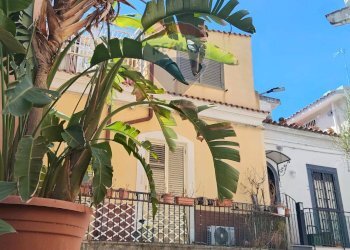 Casa all\'aperto - Casa indipendente Vico Anfora
 
4/5, Aci Castello - foto 8