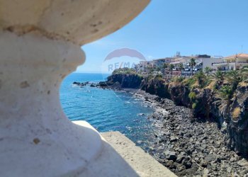 Vista dell\'acqua - Casa indipendente Vico Anfora
 
4/5, Aci Castello - foto 17