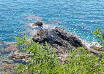 Vista dell\'acqua - Casa indipendente Vico Anfora
 
4/5, Aci Castello - foto 35