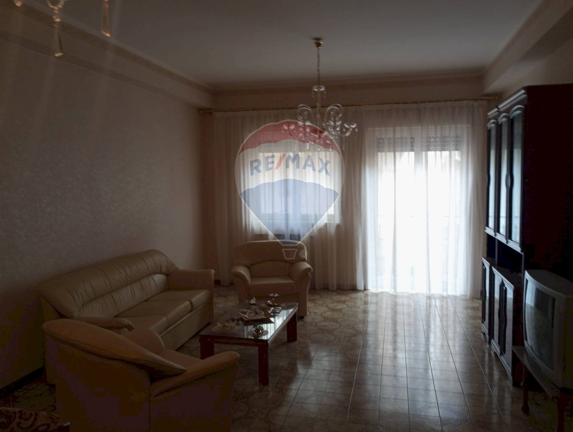 Soggiorno - Apartment Via Salvatore Petronio Russo
 
32, Adrano - photo 2