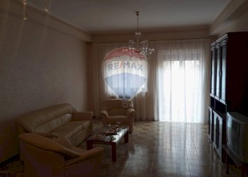 Soggiorno - Appartamento Via Salvatore Petronio Russo
 
32, Adrano - foto 2