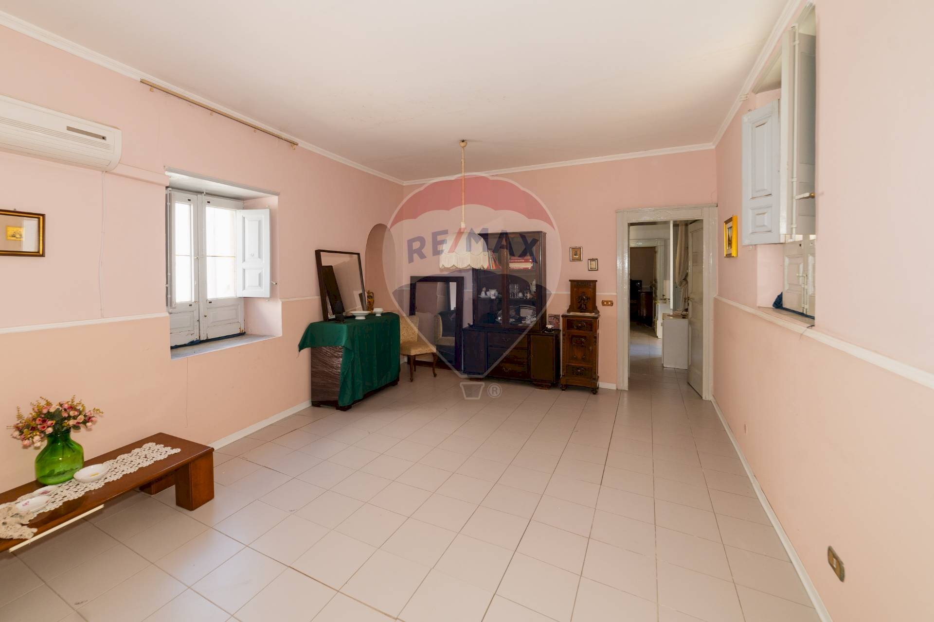 Stanza vuota - Casa indipendente PIAZZA ARMANDO DIAZ
 
7, Paterno - foto 1