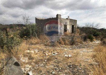 Casa all\'aperto - Rustico contrada carcarazza
 
sn, Camporotondo Etneo - foto 1