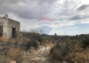 Edificio all\'aperto - Rustico contrada carcarazza
 
sn, Camporotondo Etneo - foto 5