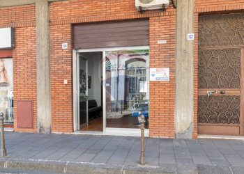 Edificio all\'aperto - Negozio Via Roma
 
194, San Giovanni la Punta - foto 4