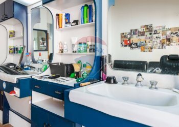 Bagno - Negozio Via Roma
 
194, San Giovanni la Punta - foto 13