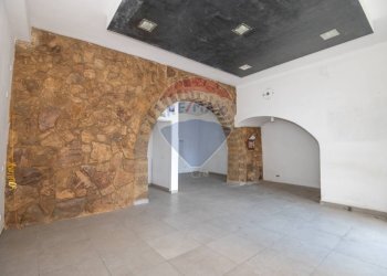 Stanza vuota - Commercial Premises Via Roma
 
120, Caltagirone - photo 10