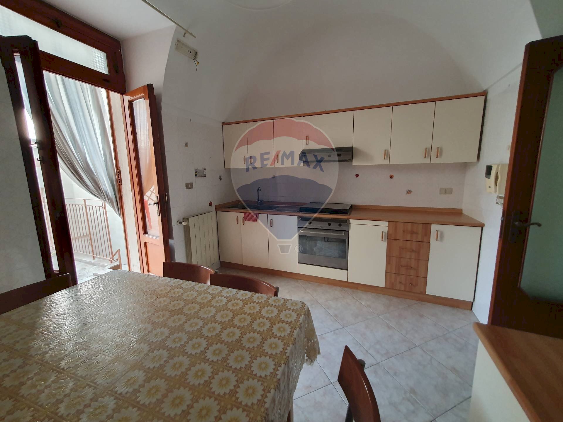 Cucina - Bilocale Via Ugo Foscolo
 
71, Bari - foto 3