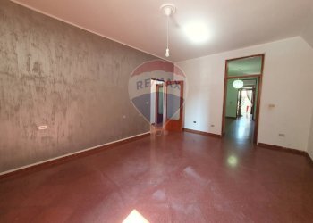 Stanza vuota - Independent house Via Ugo Foscolo
 
71, Bari - photo 8