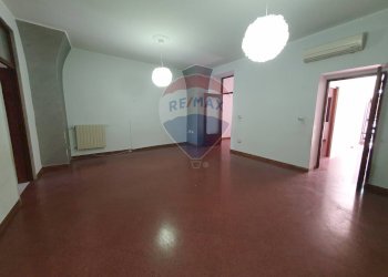 Stanza vuota - Independent house Via Ugo Foscolo
 
71, Bari - photo 12