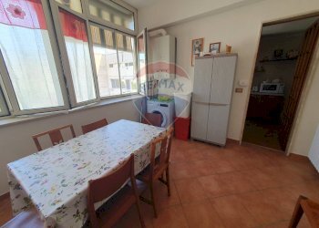 Sala da pranzo - Independent house Via Ugo Foscolo
 
71, Bari - photo 36