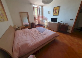 Camera / camera da letto - Independent house Via Ugo Foscolo
 
71, Bari - photo 41