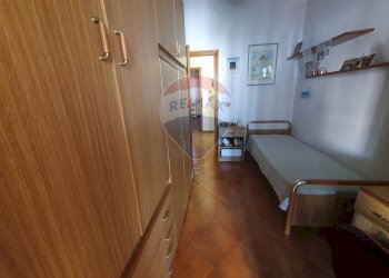 Camera / camera da letto - Independent house Via Ugo Foscolo
 
71, Bari - photo 45