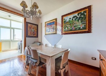 Sala da pranzo - Quadrilocale Via Pietro Mascagni
 
22, Bari - foto 7