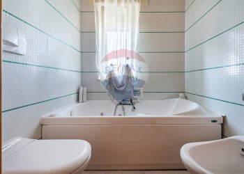 Bagno - Quadrilocale Via Pietro Mascagni
 
22, Bari - foto 13