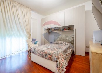 Camera / camera da letto - Quadrilocale Via Pietro Mascagni
 
22, Bari - foto 18