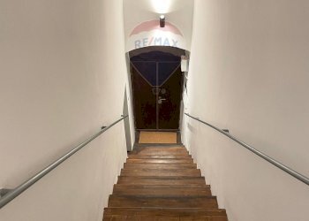 Scale - Casa indipendente Via Regina Margherita
11, Turi - foto 2