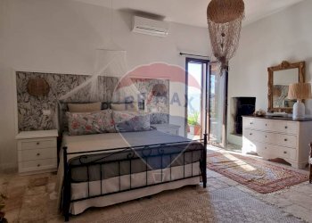 Camera / camera da letto - Casa indipendente Via Regina Margherita
11, Turi - foto 21