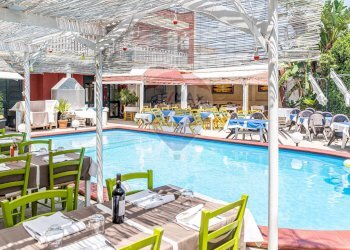 Piscina - Hotel Via Quintino Pisanò
 
18, Nardò - foto 5