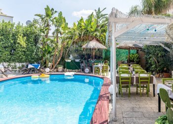 Piscina - Hotel Via Quintino Pisanò
 
18, Nardò - foto 10