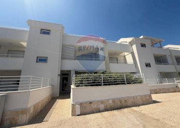 Edificio all\'aperto - Trilocale Via Alfredo Giovine
73, Bari - foto 2