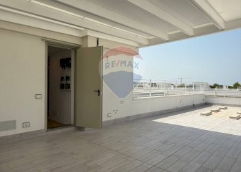 Terrazza - Trilocale Via Alfredo Giovine
73, Bari - foto 40