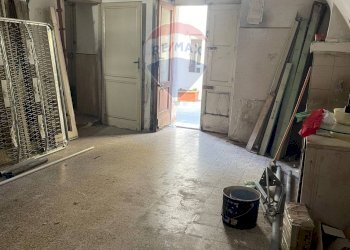 Hall / corridoio - Casa indipendente Via Felice Cavallotti
 
23 - 25, Rutigliano - foto 25