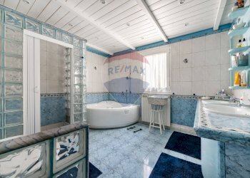 Bagno - Villa Generale Palmiotti
 
41/C, Bitetto - photo 17