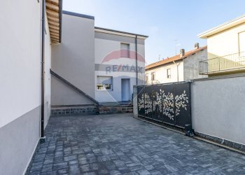 Terrazza - Casa indipendente VIA SANT'AMBROGIO
 
38, Triuggio - foto 31